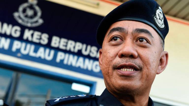 Timbalan Ketua Polis Pulau Pinang Datuk Mohd Alwi Zainal Abidin - fotoBERNAMA