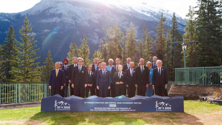G7 finance chiefs seek unity as Canada talks near end