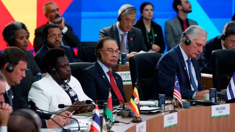 Perdana Menteri Datuk Seri Anwar Ibrahim ketika menghadiri Sidang Kemuncak BRICS semalam - BERNAMA