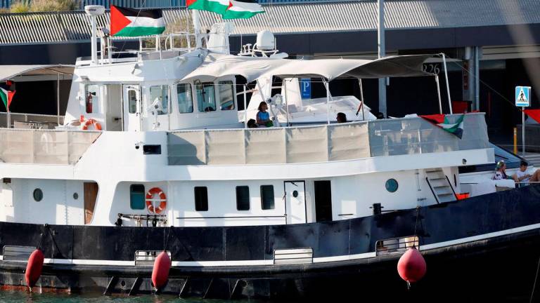 Swedish activist Greta Thunberg reacts a boat on the day of the Global Sumud Flotilla’s departure to Gaza from Barcelona, Spain, September 1, 2025, after stormy weather forced the flotilla to return to port earlier. REUTERS/Eva Manez