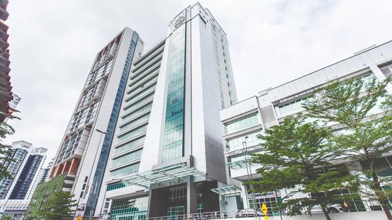 Glomac completed and handed over a series of projects, led by 121 Residences, with a total GDV of RM334 million.