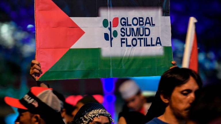 Gambar tujuan representasi sahaja: Sebahagian daripada 5,000 warga Sungai Petani berhimpun menerusi Program Himpunan Soladiriti Misi Bantuan Sumud Flotilla Nusantara ke Gaza di Dataran Zero, Sungai Petani semalam- BERNAMA
