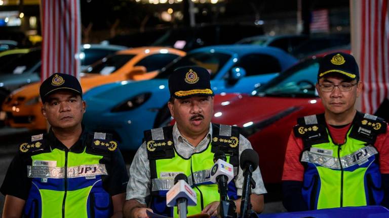 - fotoBERNAMA