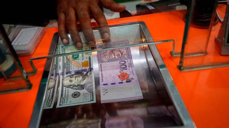 Gambar tujuan representasi. Ringgit. BERNAMA