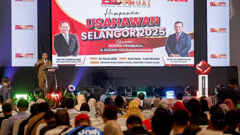 - fotoBERNAMA