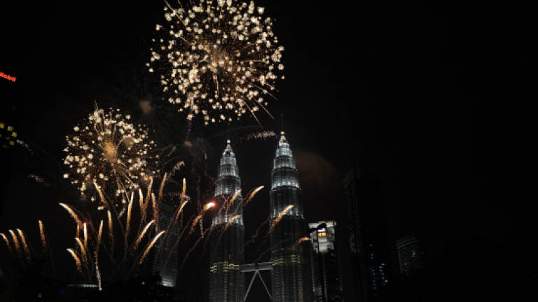 Malaysians usher in the New Year
