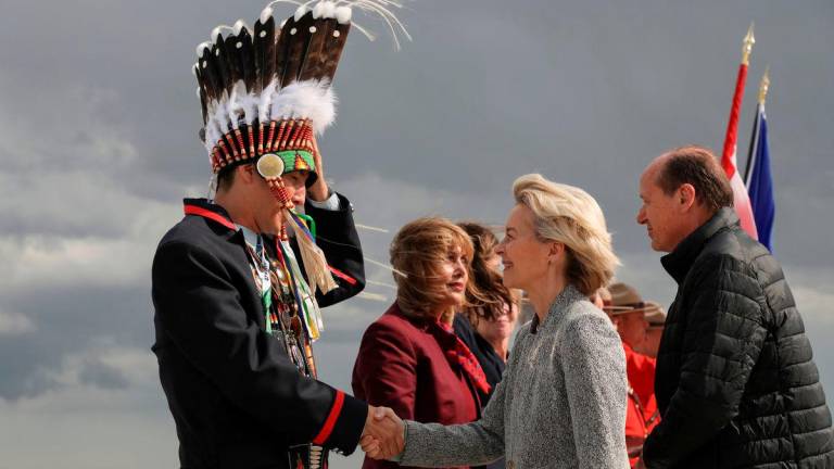 ntative, greets European Commission President Ursula von der Leyen as she arrives before world leaders meet in Kananaskis for the G7 leaders’ summit, at Calgary International Airport in Calgary, Alberta, Canada June 15, 2025. REUTERSpix