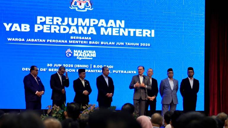 - fotoBERNAMA