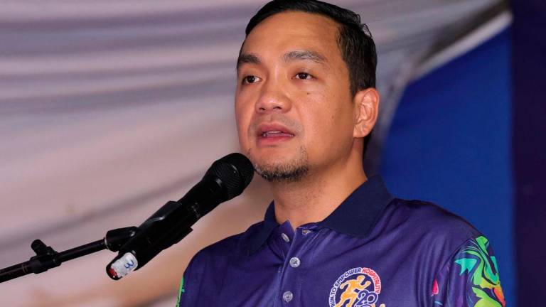 Johor Menteri Besar Datuk Onn Hafiz Ghazi - Bernamapix