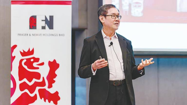 Lim speaking t F&amp;N’s financial results briefing in Kuala Lumpur today.