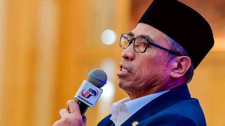 Ketua Setiausaha Negara Tan Sri Shamsul Azri Abu Bakar pada Sesi Reformasi Satu Kemestian Bersama KSN Sempena Setahun Reformasi Perkhidmatan Awam di Puspanitapuri hari ini.- fotoBERNAMA