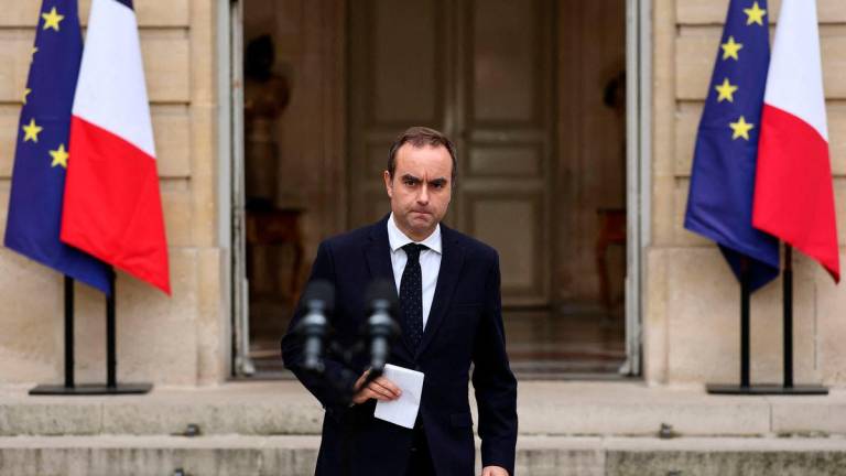 French outgoing Prime Minister Sebastien Lecornu, who presented his government’s resignation to the French president this morning, arrives to deliver a statement at the Hotel Matignon in Paris, France, October 6, 2025. REUTERS/Stephane Mahe/Pool