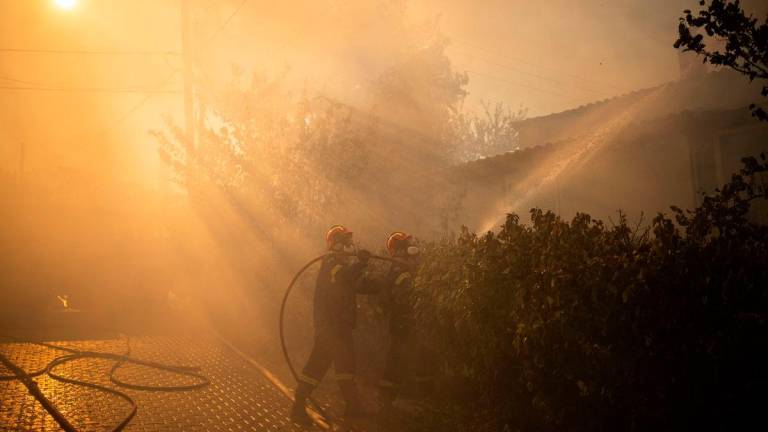 Greece receives EU aid to combat devastating wildfires