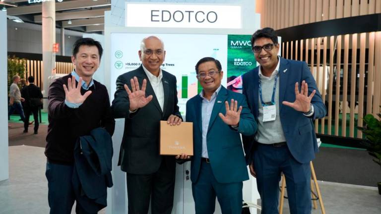 Edotco, DNB and Lada say the initiative marks a significant leap in Malaysia’s digital transformation. – Edotco pic