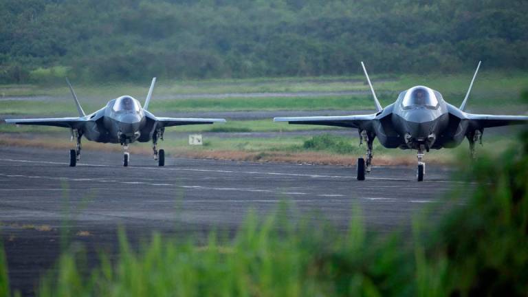 F-35 fighter jets taxi on the runway at the former Roosevelt Roads military base in Ceiba, Puerto Rico, September 13, 2025. REUTERS/Ricardo Arduengo TPX IMAGES OF THE DAY