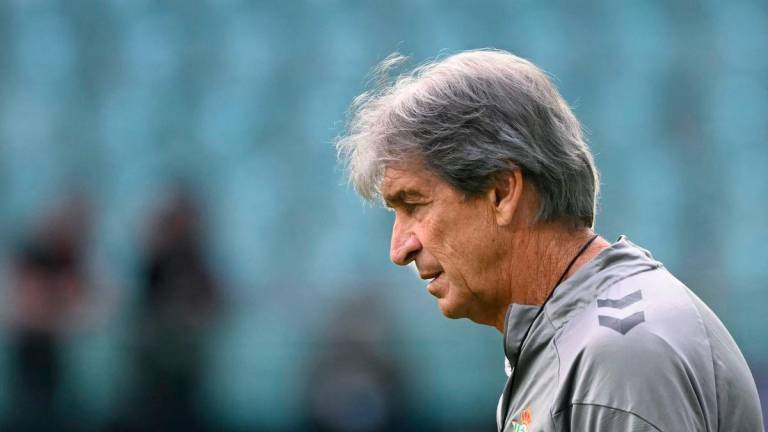 Real Betis’ Chilean coach Manuel Pellegrini looks on during a training session on the eve of the UEFA Conference League final football match between Real Betis and Chelsea FC in Warsaw on May 27, 2025 AFPpix