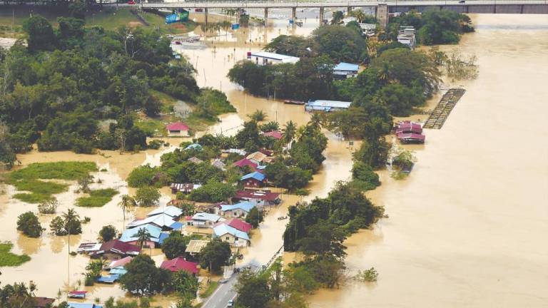 From devastating floods to record-breaking heatwaves, the impacts are now a daily reality. – BERNAMAPIC