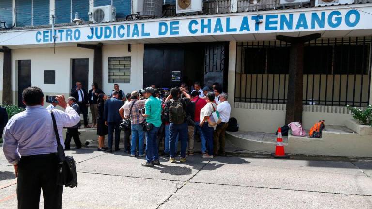 Private Prosecutors speaks with the press in front of a courthouse during a recess of a hearing in a trial against three former army officers for the murder of four Dutch public TV station IKON journalists killed in an ambush by government soldiers in 1982 during the El Salvador civil war, in Chalatenango, El Salvador, June 3, 2025. REUTERS