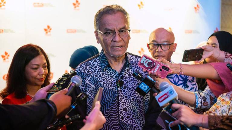 Menteri Kesihatan Datuk Seri Dr Dzulkefly Ahmad bercakap kepada pemberita pada Majlis Pelancaran Malaysia Year of Medical Tourism 2026 di Pusat Pameran dan Dagangan Antarabangsa Malaysia (MITEC),semalam.