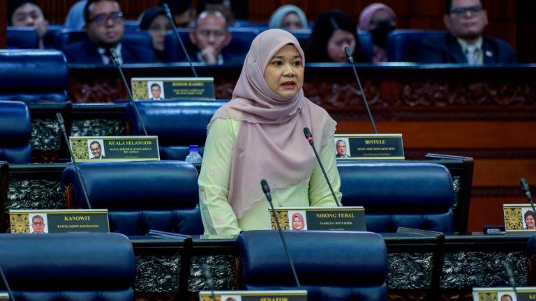 Menteri Pendidikan Fadhlina Sidek - BERNAMA