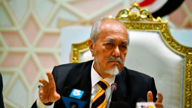Speaker Dewan Undangan Negeri Sarawak, Tan Sri Mohamad Asfia Awang Nasar pada sidang media berhubung Mesyuarat Khas Persidangan DUN Sarawak di Ibu Pejabat Parti Pesaka Bumiputera Bersatu (PBB) Sarawak, hari ini- BERNAMA