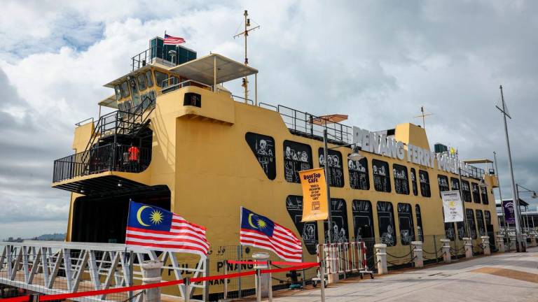 Muzium Feri Pulau Pinang bakal dibuka rasmi pada 16 September sempena sambutan Hari Malaysia. Dibangunkan hasil pemulihan feri ikonik Pulau Pinang dengan kos mencecah RM10 juta, muzium ini mengekalkan legasi lebih 100 tahun perkhidmatan feri yang sinonim dengan landskap budaya, sosial dan pengangkutan negeri ini - fotoBERNAMA