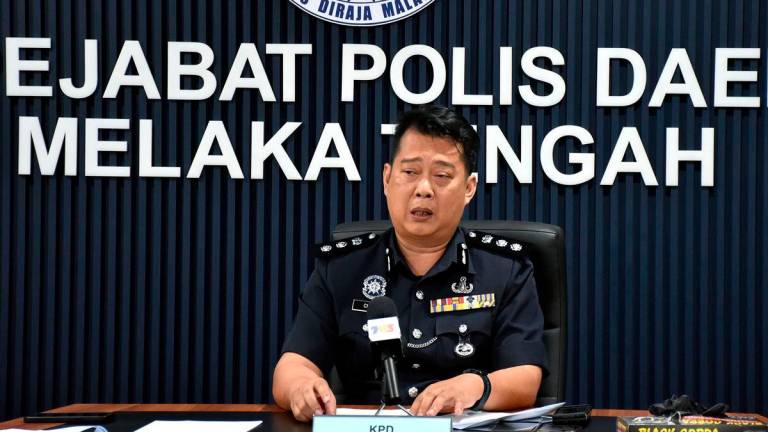 Ketua Polis Daerah Melaka Tengah Asisten Komisioner Christopher Patit. - BERNAMApix
