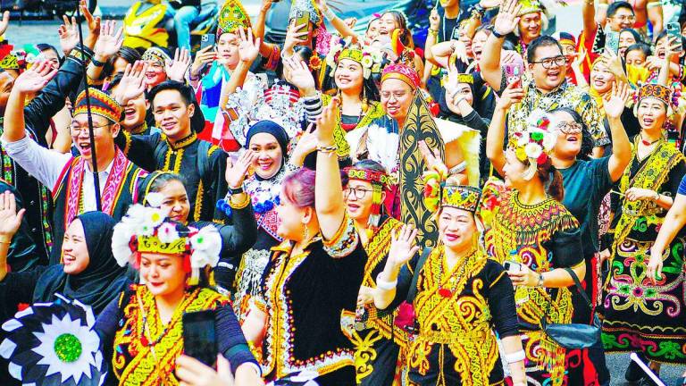 Festivals like Kaamatan and Gawai should be celebrated nationwide, just as Hari Raya, Chinese New Year or Deepavali. – BERNAMAPIC