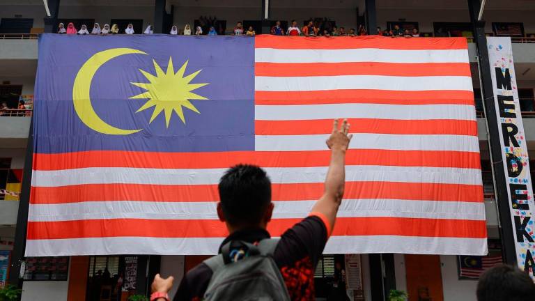 The giant Jalur Gemilang. Bernamapix