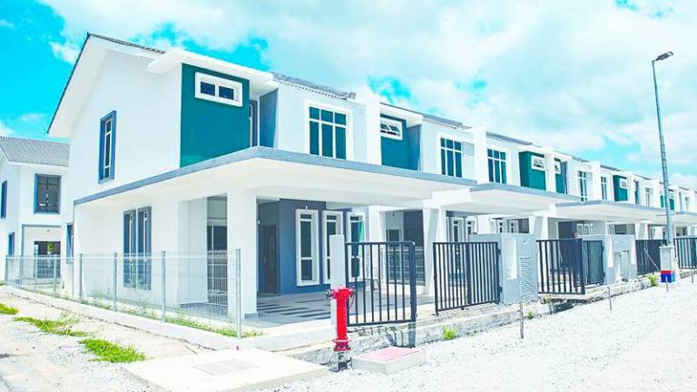 Niaz said Bumiputera discounts of between 5% and 15% were originally introduced to promote equitable home ownership among the lower income community – BERNAMApix