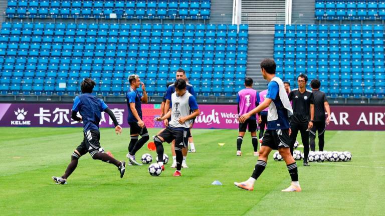 Pemaian pasukan Machida Zelvia FC, giat menjalani latihan menjelang Perlawanan Liga Juara-Juara Konfederasi Bolasepak Asia (AFC) Elite (ACL Elite) menentang JDT di Stadium Sultan Ibrahim hari ini- Bernama