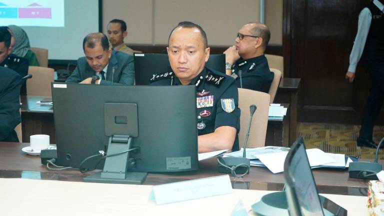 Deputy Commissioner Datuk Mohd Suzrin Mohd Rodhi/Jabatan Keselamatan Dalam Negeri &amp; Ketenteraman Awam PDRM FB