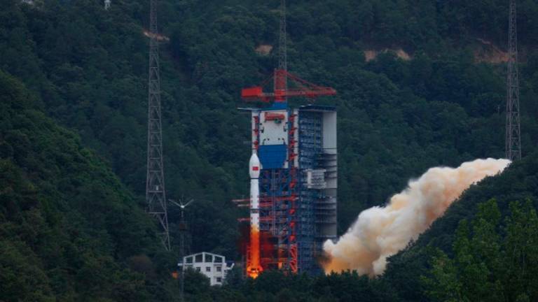 A Long March-4C carrier rocket carrying the Shiyan-28B 01 satellite blasts off from the Xichang Satellite Launch Center in Southwest China’s Sichuan province, July 3, 2025. (PHOTO / XINHUA)