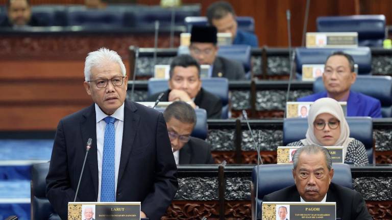 Opposition Leader Datuk Seri Hamzah Zainudin. - BERNAMApix