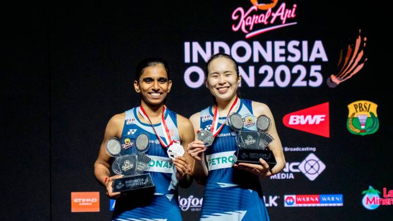 Beregu wanita negara, Pearly Tan dan M.Thinaah. fotoBERNAMA