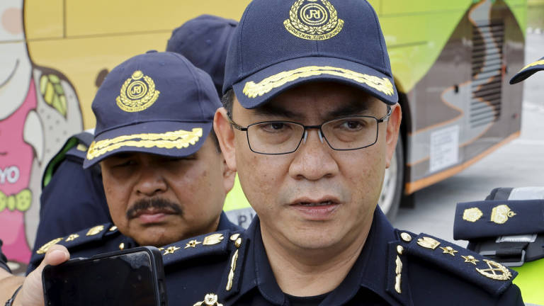 Selangor JPJ director Azrin Borhan. - BERNAMA