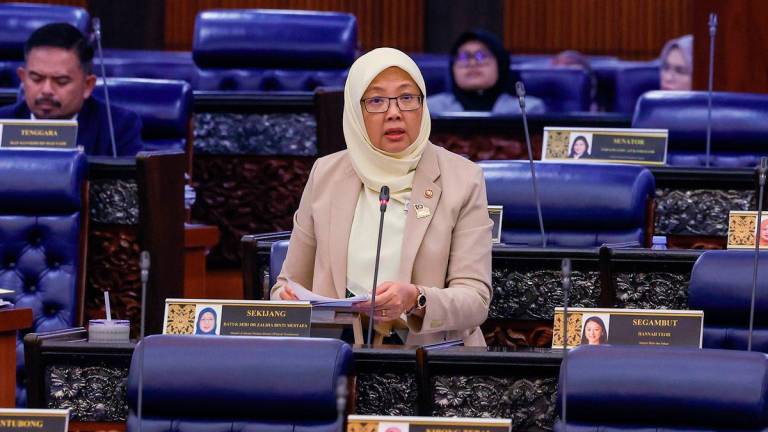 Minister in the Prime Minister’s Department (Federal Territories), Datuk Seri Dr Zaliha Mustafa, during the winding-up session of the 13th Malaysia Plan (RMK-13) at the Second Meeting of the Fourth Session of the 15th Parliament in the Dewan Rakyat at the Parliament Building today. – BERNAMA