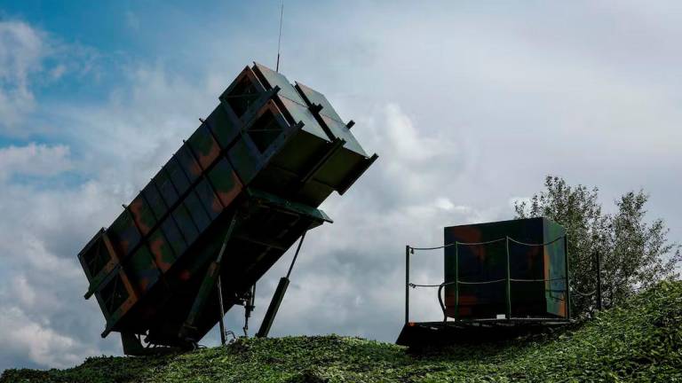 A launcher of a Patriot air defence system of the Ukrainian Air Forces is seen on the ground, amid Russia’s attack on Ukraine, in an undisclosed location, Ukraine August 4, 2024. REUTERS/Valentyn Ogirenko/File Photo