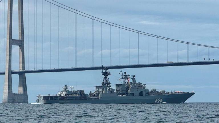 Russian navy vessel 'Vice-Admiral Kulakov', a Udaloy I-class destroyer, sails through the Great Belt Strait, Denmark, August 31, 2025. - REUTERSPIX