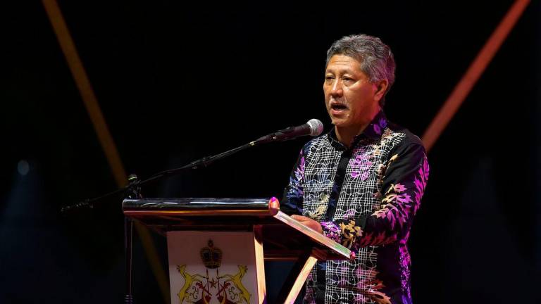 Ketua Setiausaha Kementerian Pelancongan, Seni dan Budaya (MOTAC) Datuk Shaharuddin Abu Sohot berucap pada Perasmian Festival Cita Rasa Warisan @ Pantai Timur 2025 di pekarangan Stadium Sultan Muhammad IV malam ini. - BERNAMA