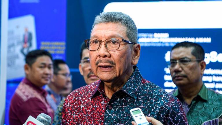 Public Service Department director-general Tan Sri Wan Ahmad Dahlan Abdul Aziz - Photo by BERNAMA