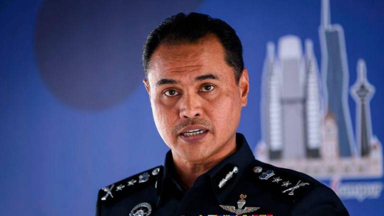 Pahang Deputy Police Chief Datuk Azry Akmar Ayob - Photo by BERNAMA