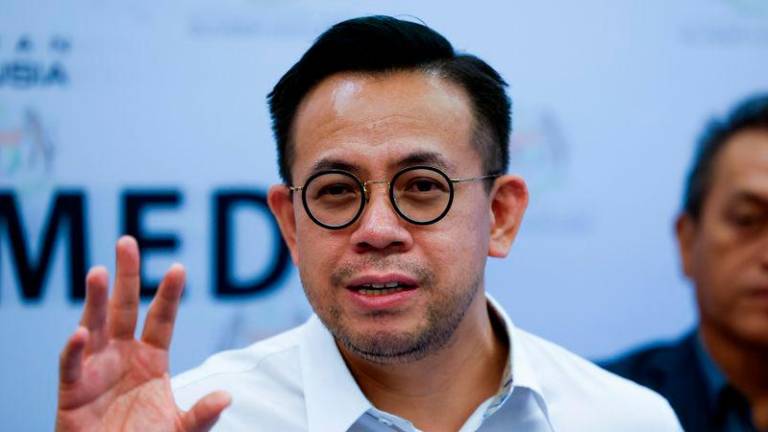 Menteri Sumber Manusia Steven Sim Chee Keong - fotoBERNAMA