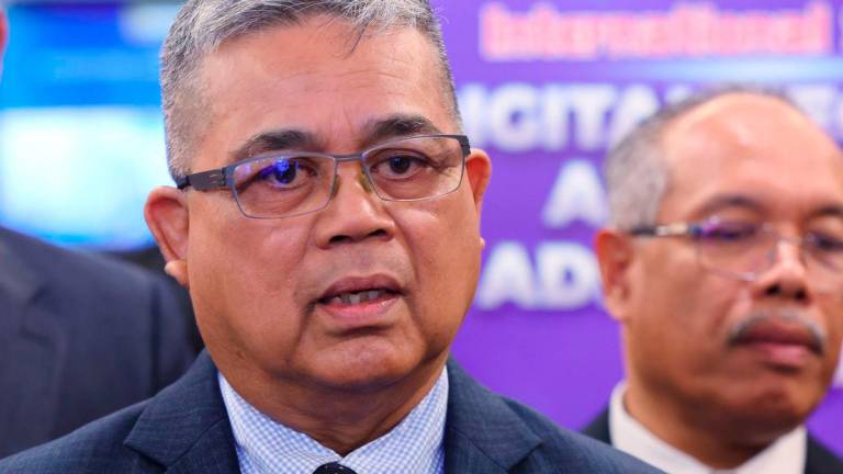 Menteri Perpaduan Negara Datuk Aaron Ago Dagang. - BERNAMA