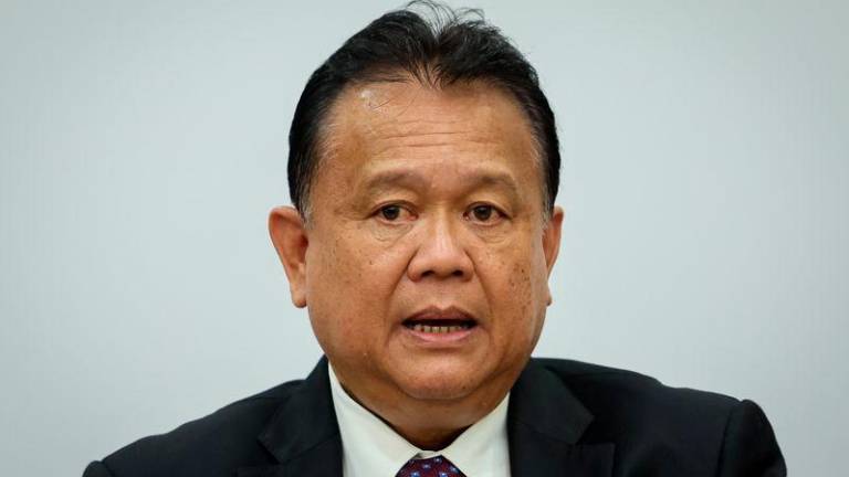 Menteri Kerja Raya Datuk Seri Alexander Nanta Linggi - fotoBERNAMA