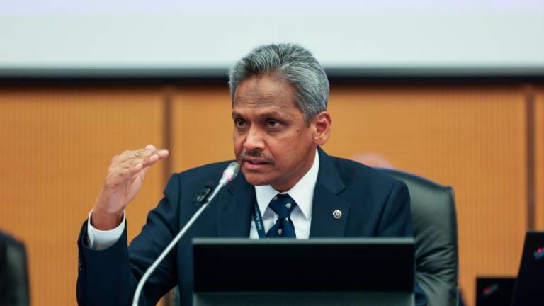 Abdul Rasheed speaking at a press conference on BNM’s 2023 financial report. – Bernamapic