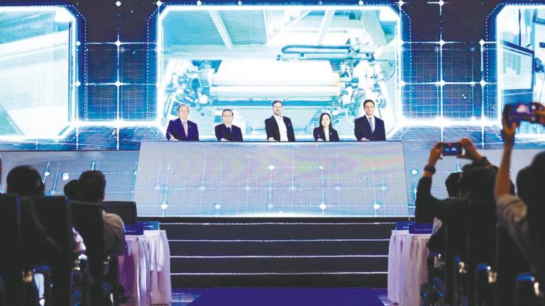 At the launch of Tetra Pak Binh Duong are, from left, Orive, Ho Chi Minh City People's Committee vice-chairman Bui Minh Thanh, Nordic Chamber of Commerce chairperson Thue Quist Thomasen, Tetra Pak Vietnam managing director Giang Nguyen and Tetra Pak Binh Duong factory director Dilip Bhave.