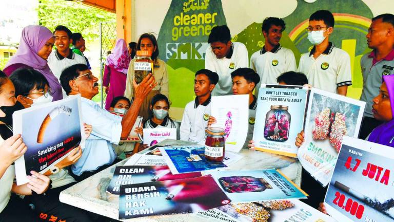 Aminuddin said claims of teachers smoking in schools are inaccurate and do not reflect the majority of educators in the country. – BERNAMApix