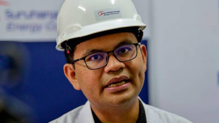 Timbalan Menteri Peralihan Tenaga dan Transformasi Air (PETRA) Akmal Nasrullah Mohd Nasir - fotoBERNAMA