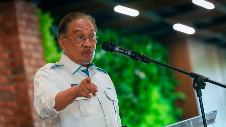 Perdana Menteri Datuk Seri Anwar Ibrahim